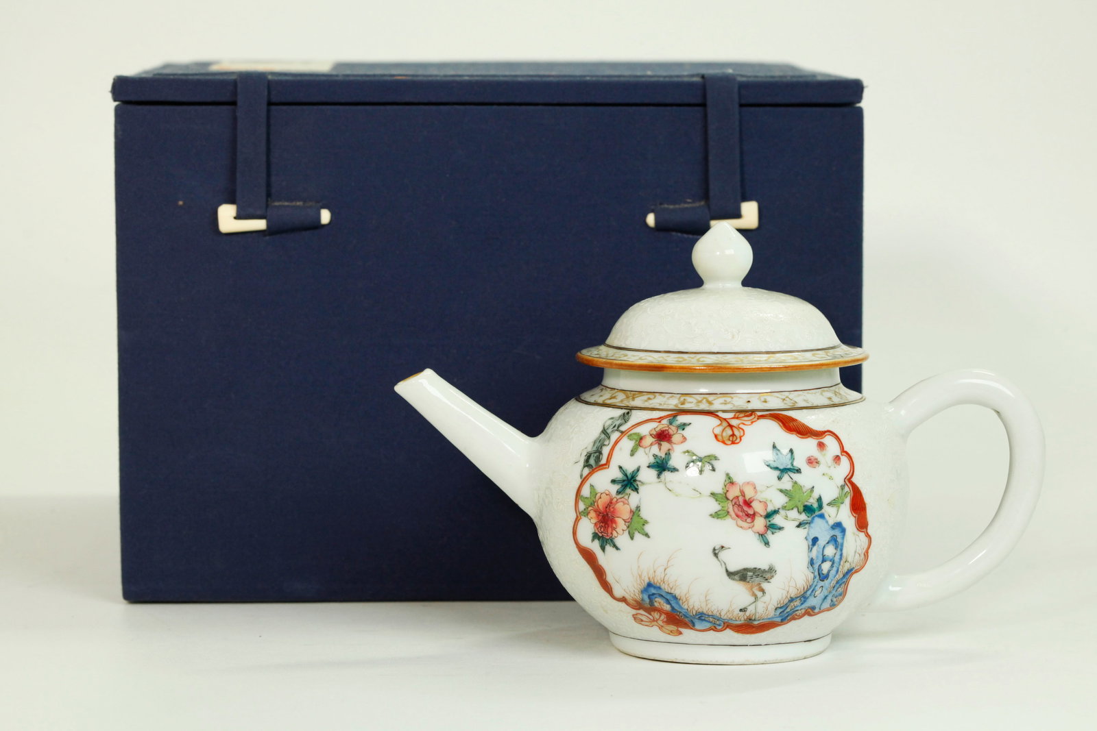 Fine Chinese Export 18th C Porcelain Teapot: Fine Chinese Export early 18th Century Porcelain Teapot with a Leaf & Stem shaped window to each side containing a small image of a Goose in grass with a blue Scholar's Rock and stems & leaves with pi