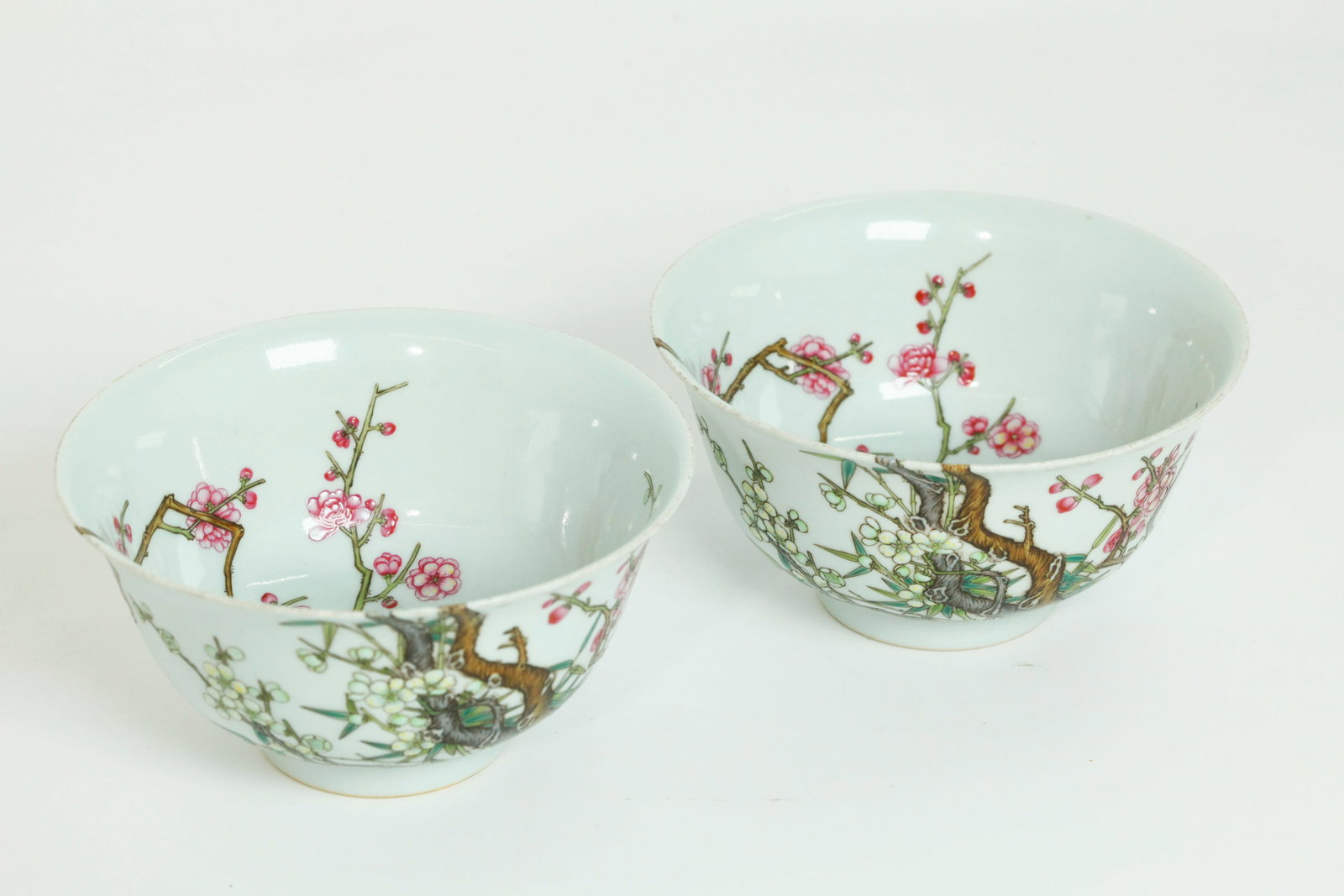 Pr Chinese Falangcai Enameled Porcelain Bowls (1 of 5)