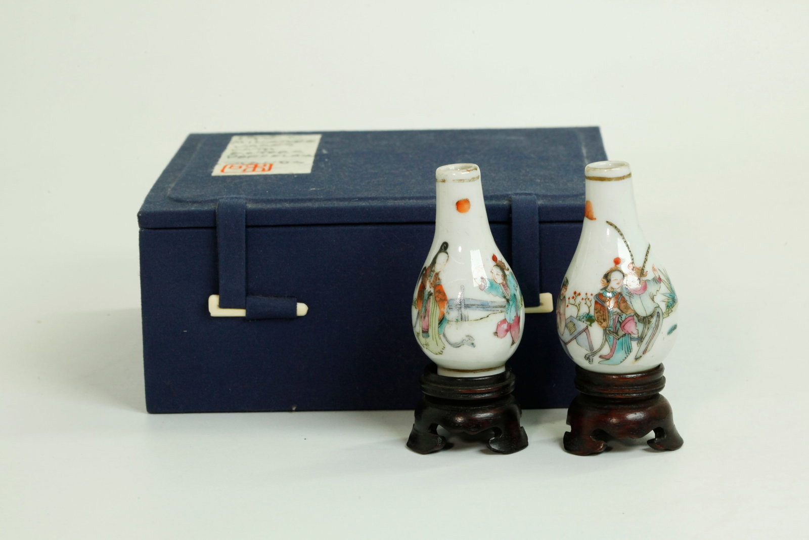 Rare Pr Chinese 19th C Mini Porcelain Bottle Vases (1 of 7)