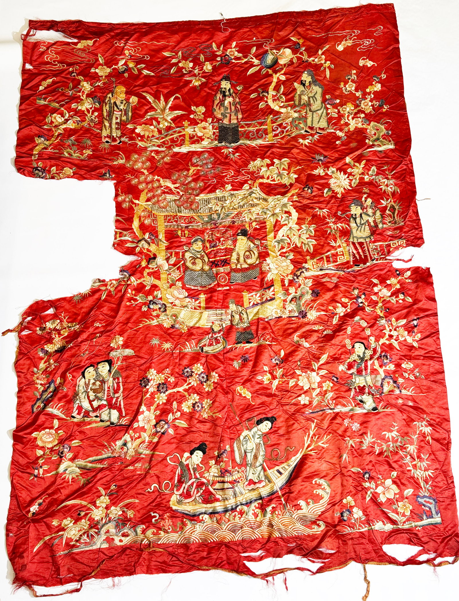 Chinese Qing Red Satin Embroidered Wall Hanging (1 of 7)