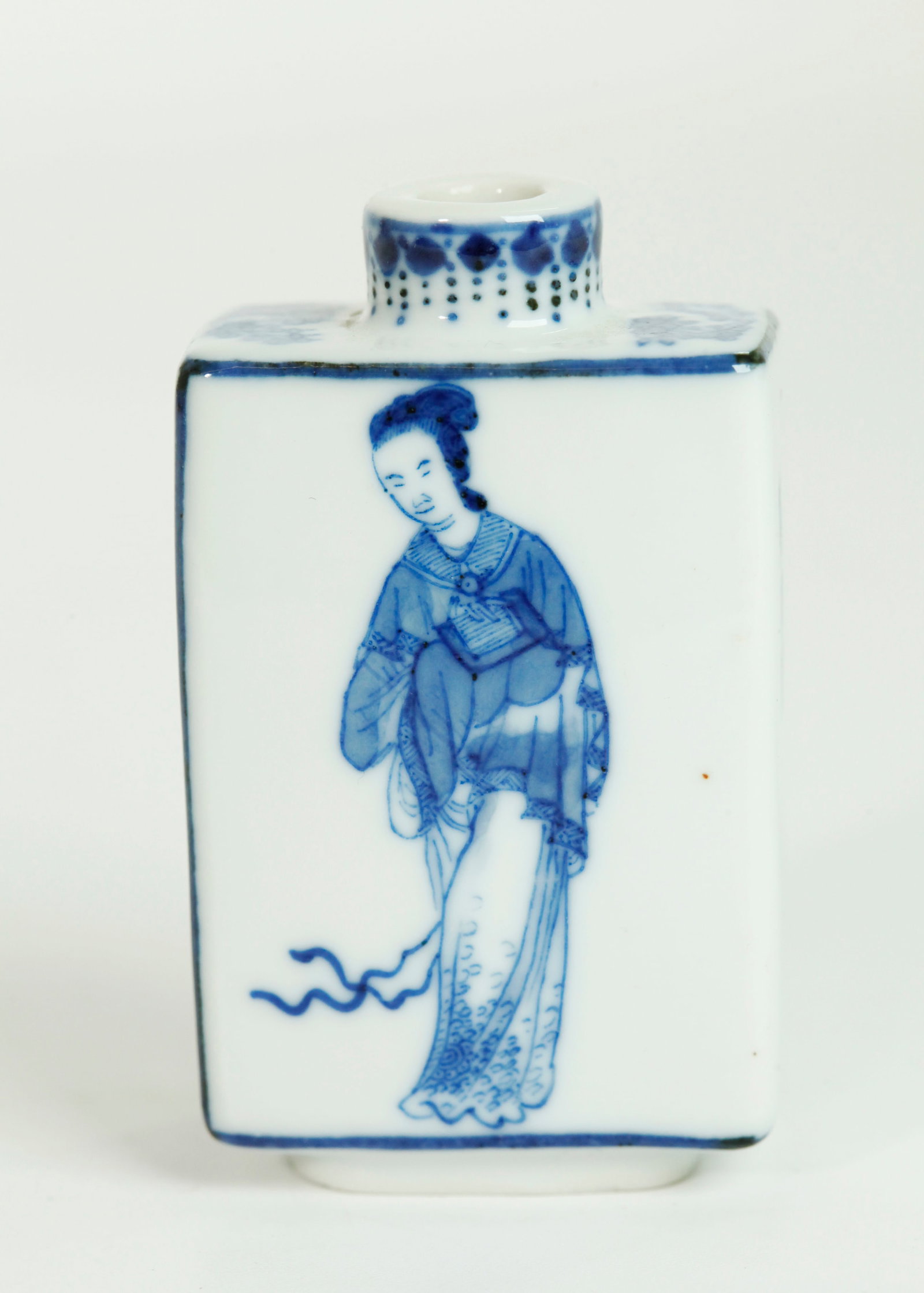 Chinese Blue & White Porcelain 4 Side Snuff Bottle: Chinese Blue & White Porcelain 4 Sided Snuff Bottle with a standing beautiful Lady to the front and calligraphy inscriptions to back and sides, the ovoid foot ring with 4 character Qianlong horizontal