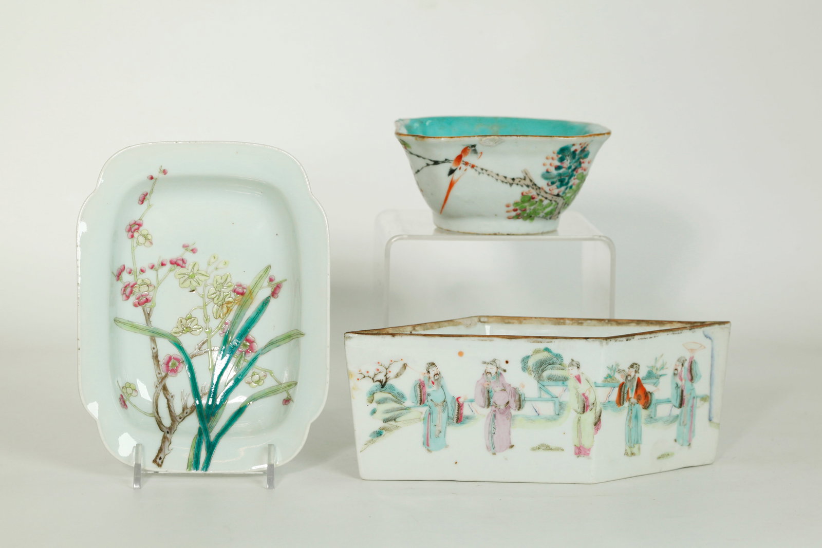 3 Chinese Qing Enameled Porcelain Bowls: 3 Chinese Qing Dynasty Enameled Porcelain Bowls; the largest in lozenge shape with Scholars & Immortal figures to the 4 sides under an unglazed mouth edge, the slightly recessed base with stamped Tong