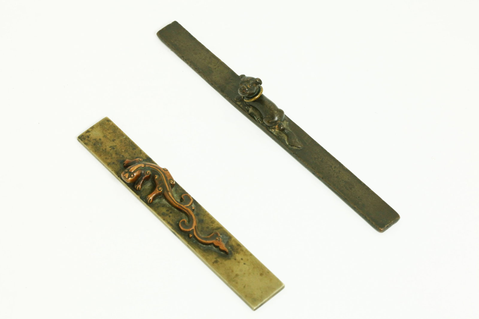 2 Chinese 18 C Bronze Scholars Hand-Scroll Weights (1 of 8)