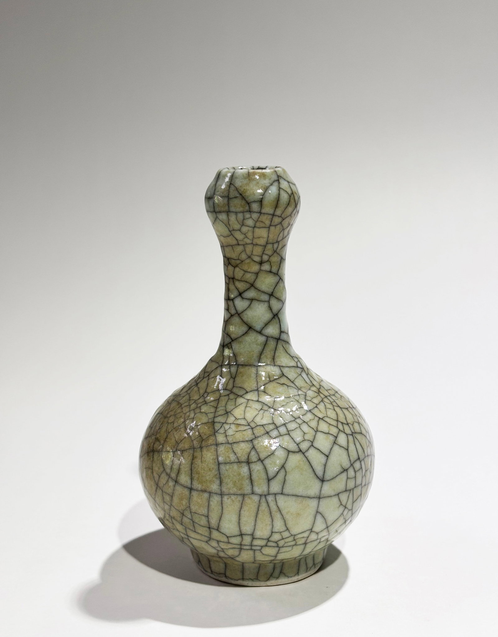 Chinese Geyao Crackle Porcelain Garlic Mouth Vase (1 of 5)