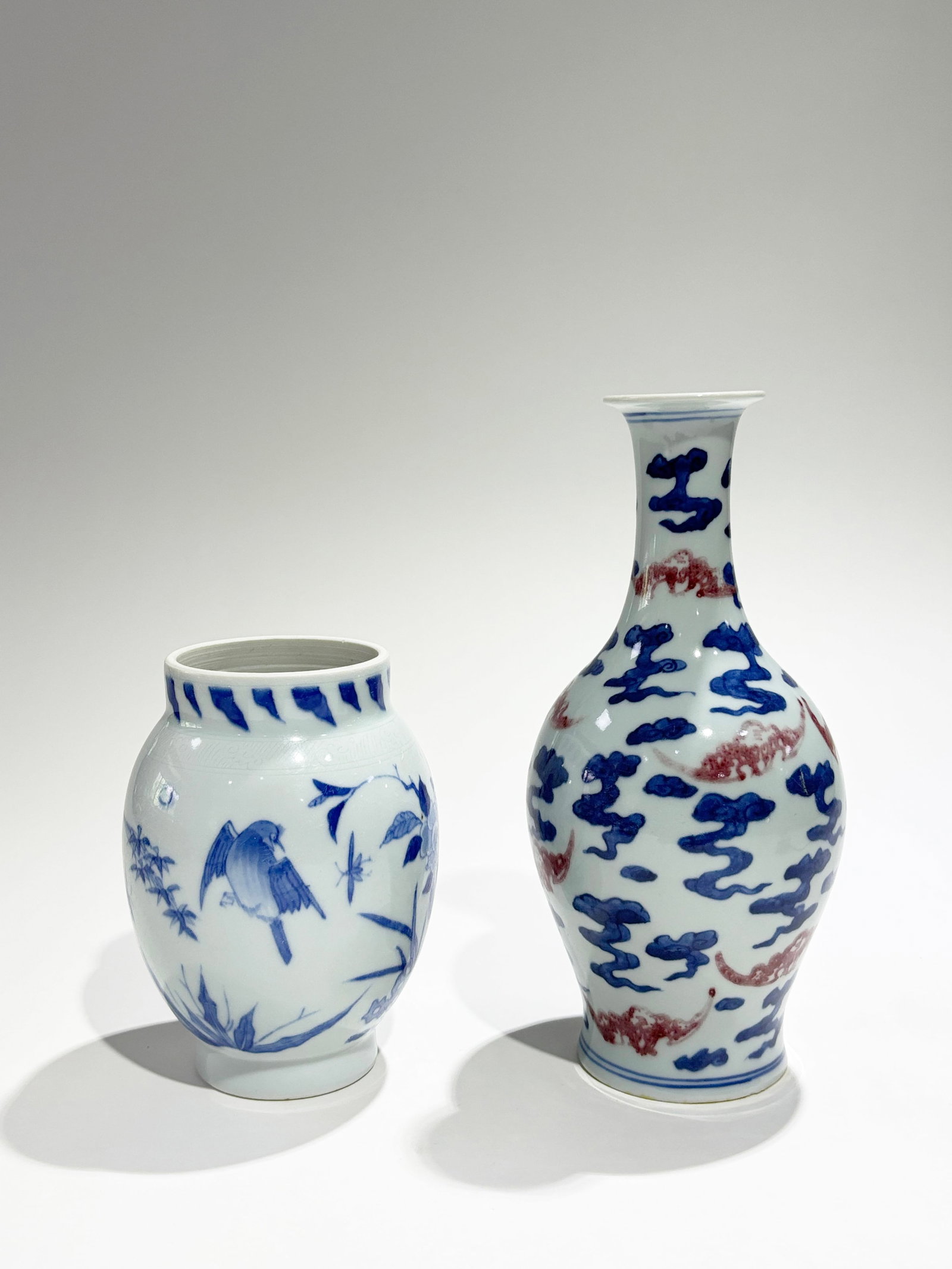 Chinese Blue & White Porcelain Jar & Red Bat Vase (1 of 7)