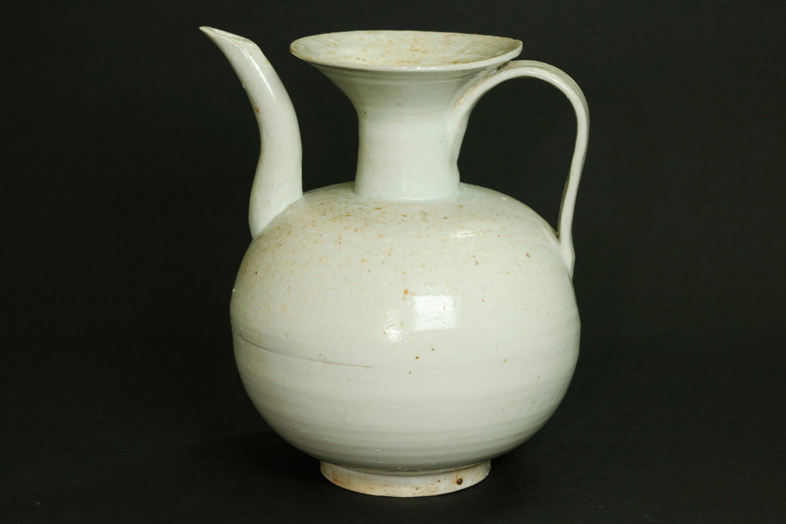 Chinese Qingbai White Ware Porcelain Ewer (1 of 5)