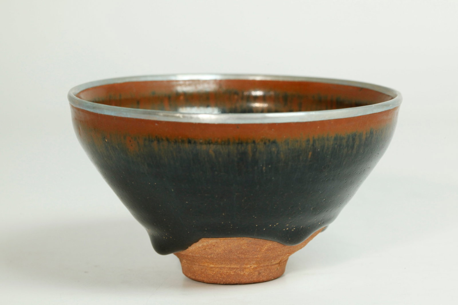 Chinese Jian Crackle Porcelain Hare's Fur Teabowl (1 of 5)