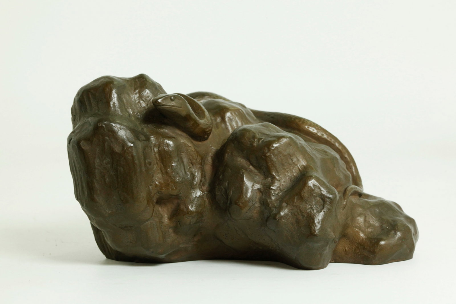 Japanese Daijuzan Cast Bronze Okimono Snake & Rock: Japanese Signed Cast Bronze Okimono in a greenish-brown patina of an alert Snake on a Garden Rock with cast details to the snake's body and to the rock, the flat polished bronze base incised with mark
