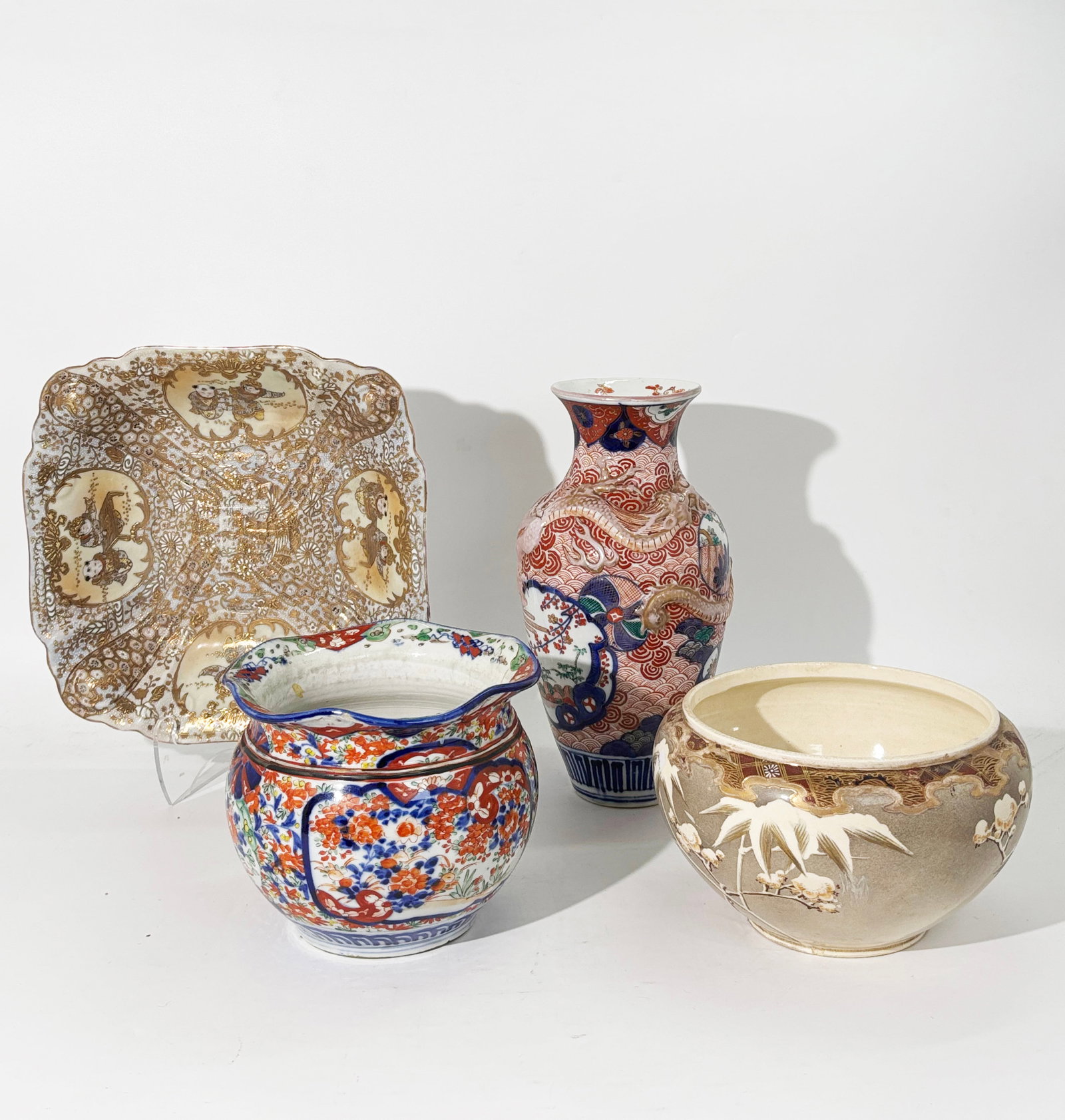 4 - Large Japanese Decorated Potterys - Porcelains (1 of 9)