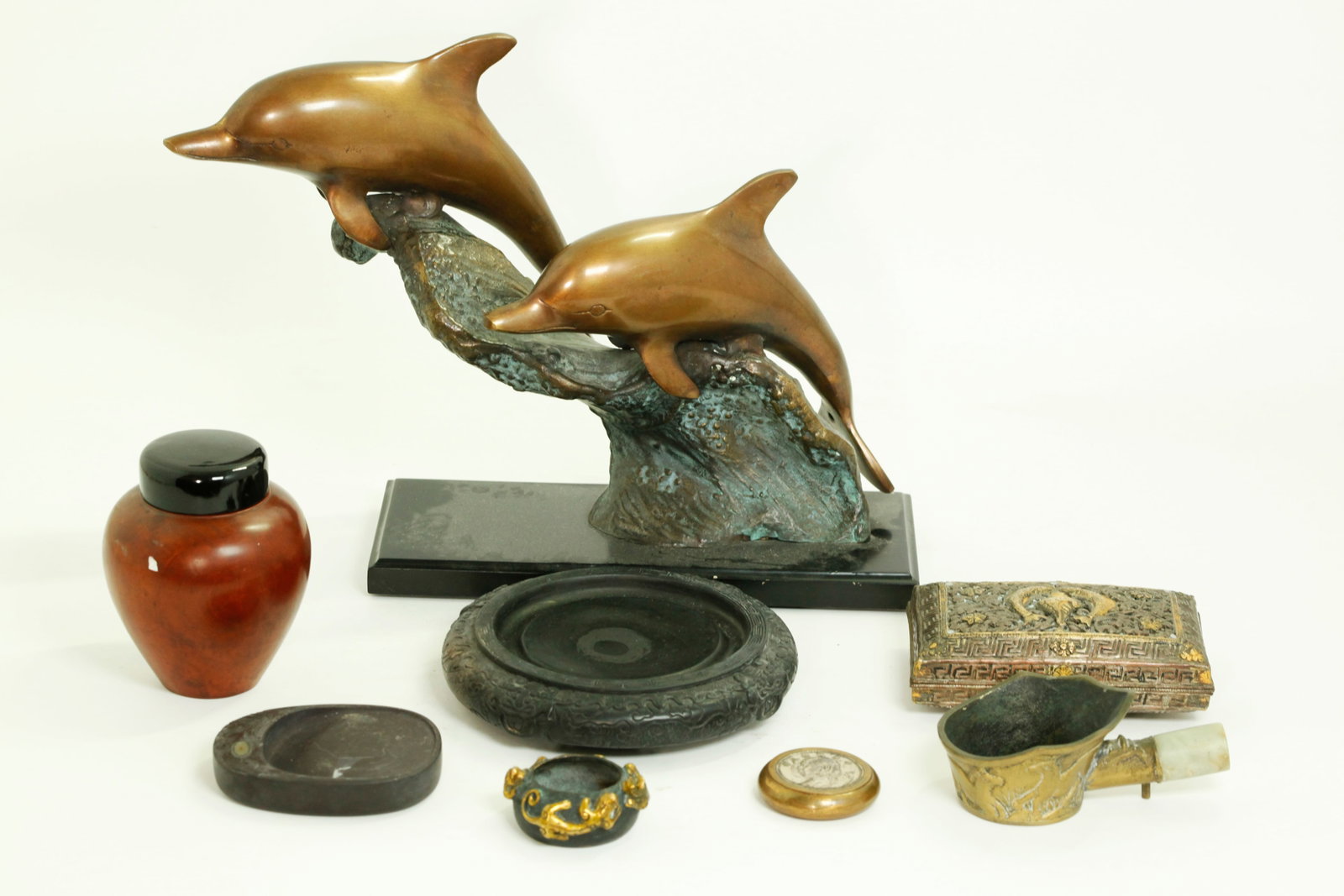 8 Chinese Tibetan Japanese Curios (1 of 8)