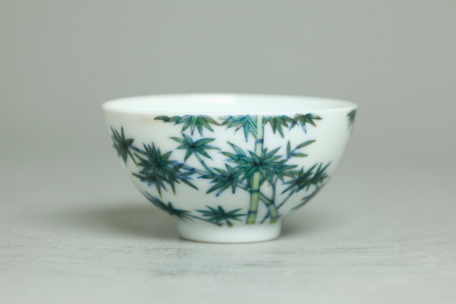 Chinese Doucai Enamel Porcelain Small Cup (1 of 5)