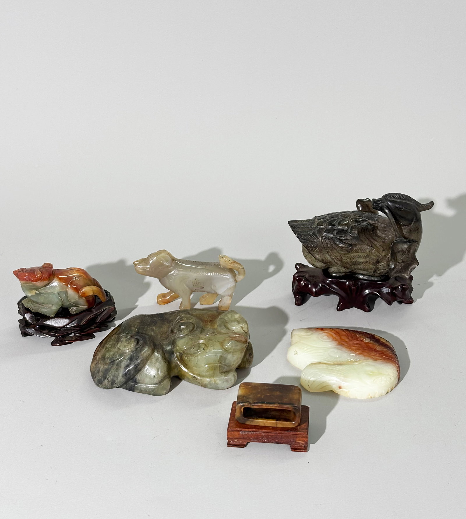 6 Chinese Animal Carvings Jade Agate & Hard Stone (1 of 8)