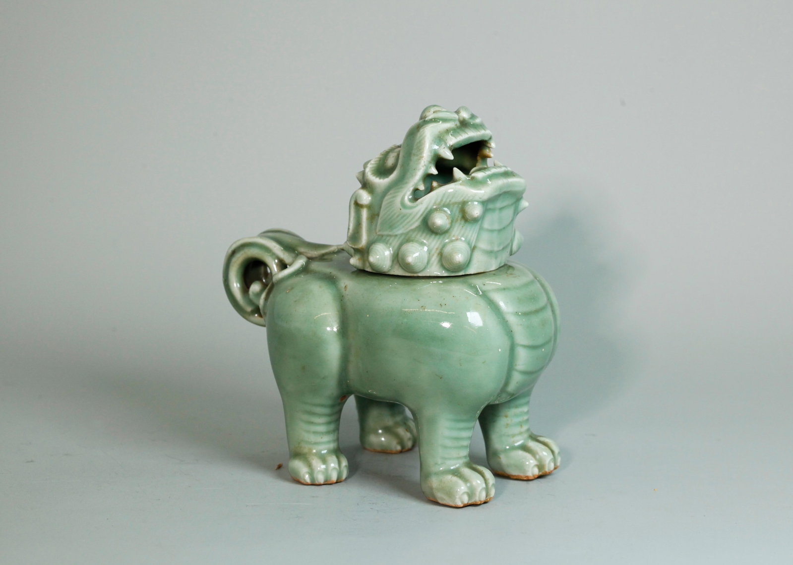 Japanese Edo Arita Celadon Porcelain Lion Censer (1 of 7)