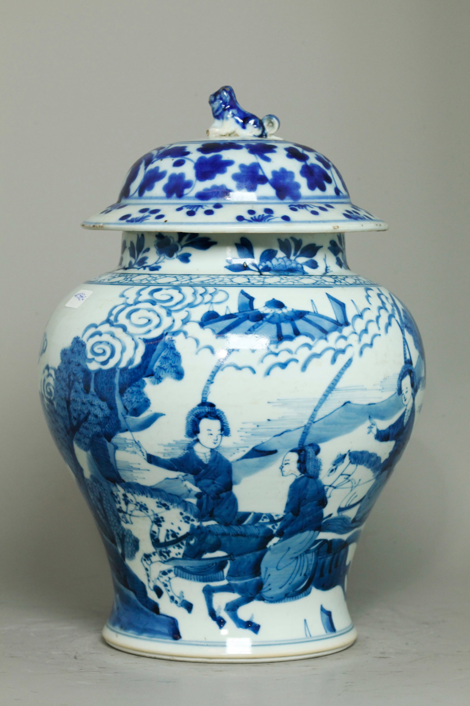 Chinese Blue & White Porcelain Jar & A Cover (1 of 5)