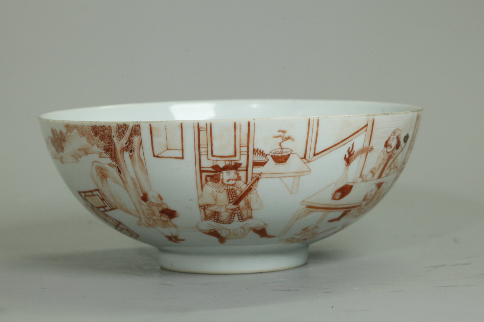 Rare Chinese Jiaqing Foreigners Porcelain Bowl (1 of 5)