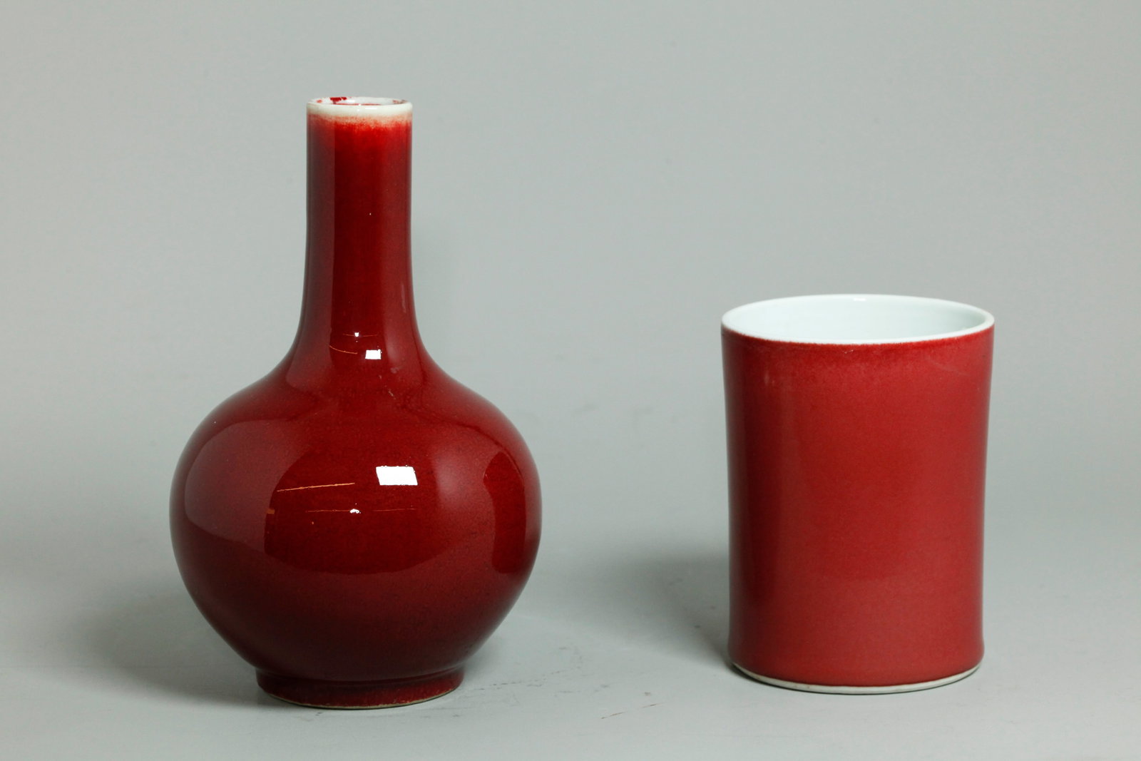 2 Chinese Underglaze Red Porcelains Bitong & Vase (1 of 5)