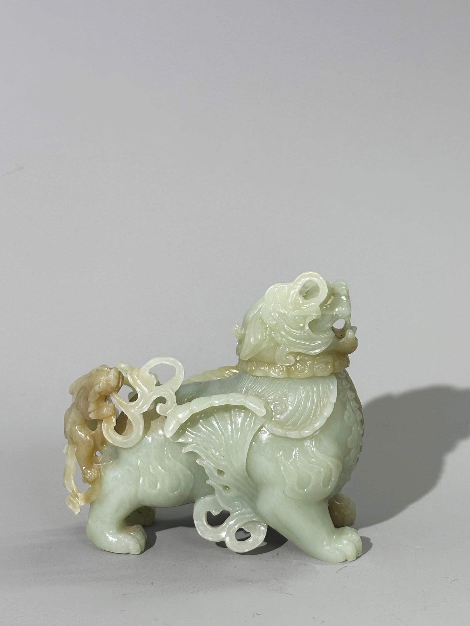Sm Chinese Pale Celadon Brown Jade Pixiu Censer (1 of 7)