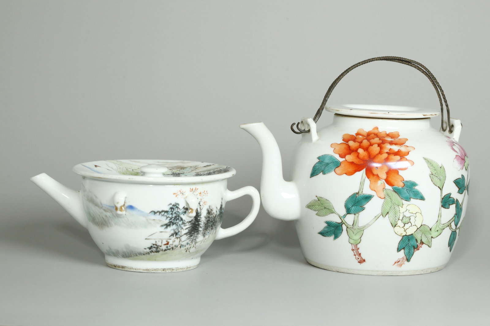2 Chinese Qing Enamel Porcelains Teapot & Zhadou: 2 Chinese Qing Dynasty Enameled Porcelains; the larger a Teapot with twisted bronze overhead handles and a design of large colored Peony Blossoms with stamped mark to base in iron red; together with a