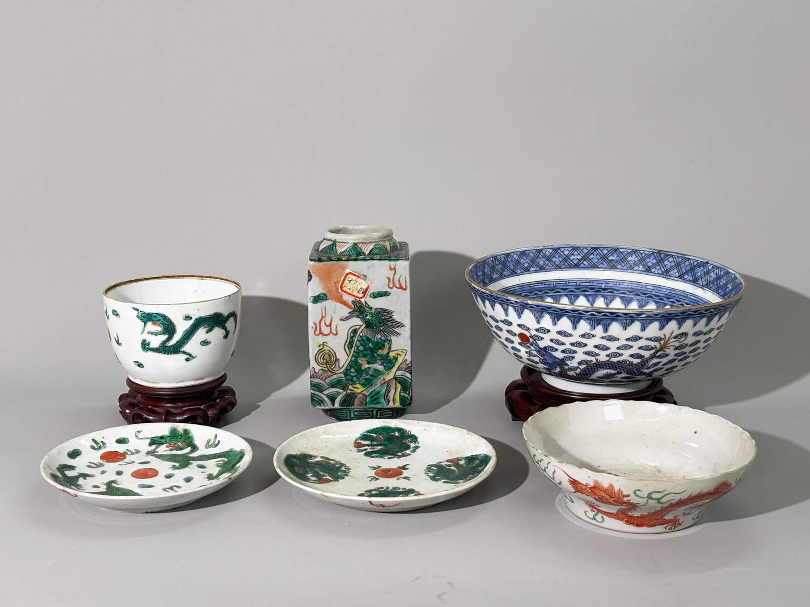 6 Chinese Porcelains: Cong Vase, Bowls & Plates (1 of 8)