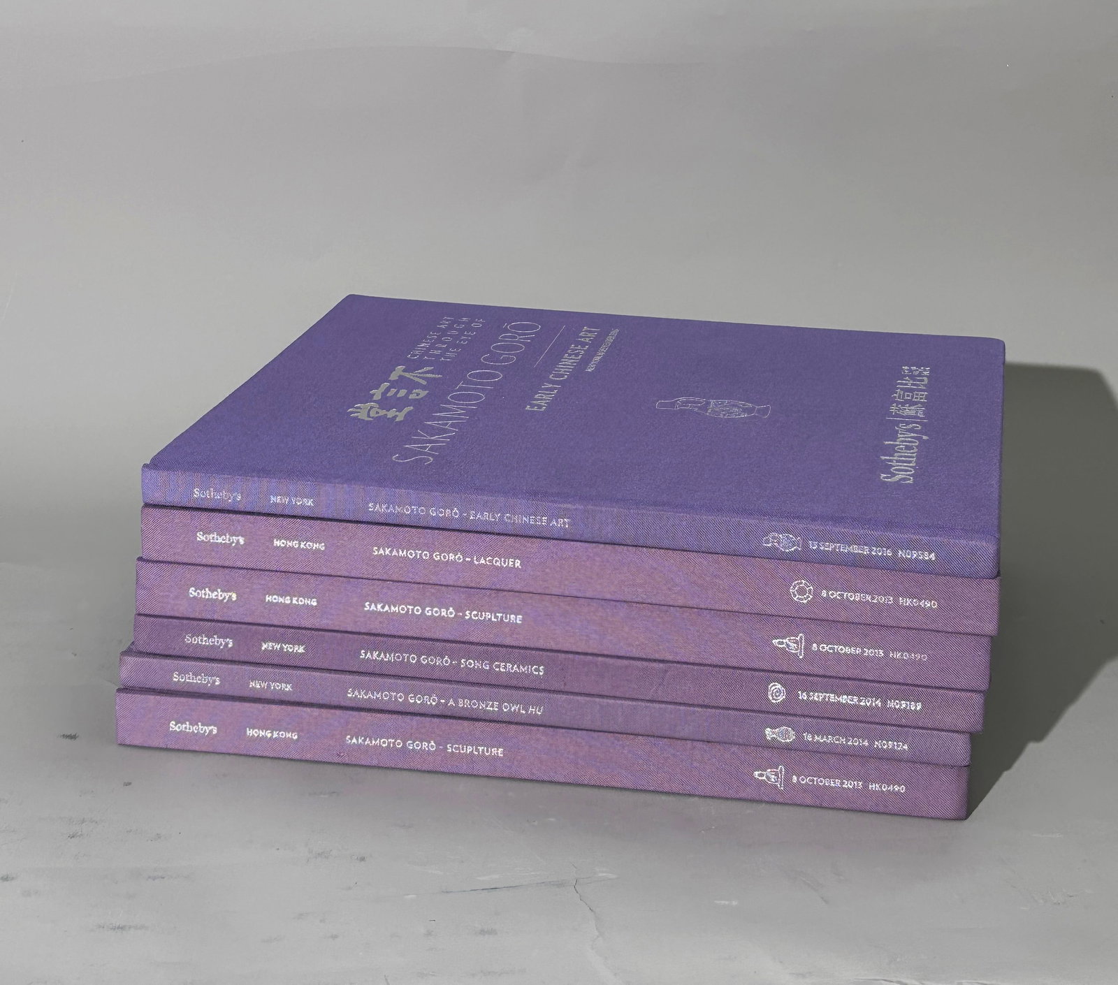 Sotheby's NY & HK; 6 Volumes Sakamoto Goro Coll: Sotheby's NY & HK; 6 Volumes Sakamoto Goro Collection, Bronze. ceramics Lacquer and other Chinese art; profusely illustrated. See images of spine for further information.
