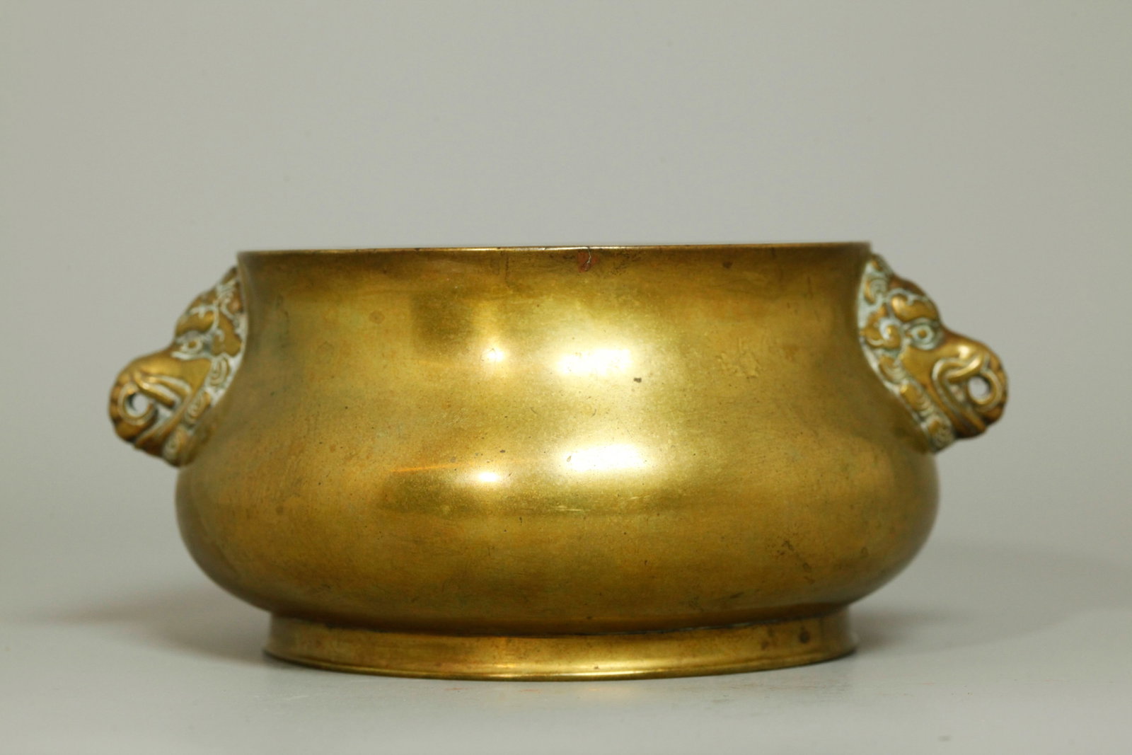 Chinese Ming Bronze Censer Elephant Handles 995G (1 of 4)