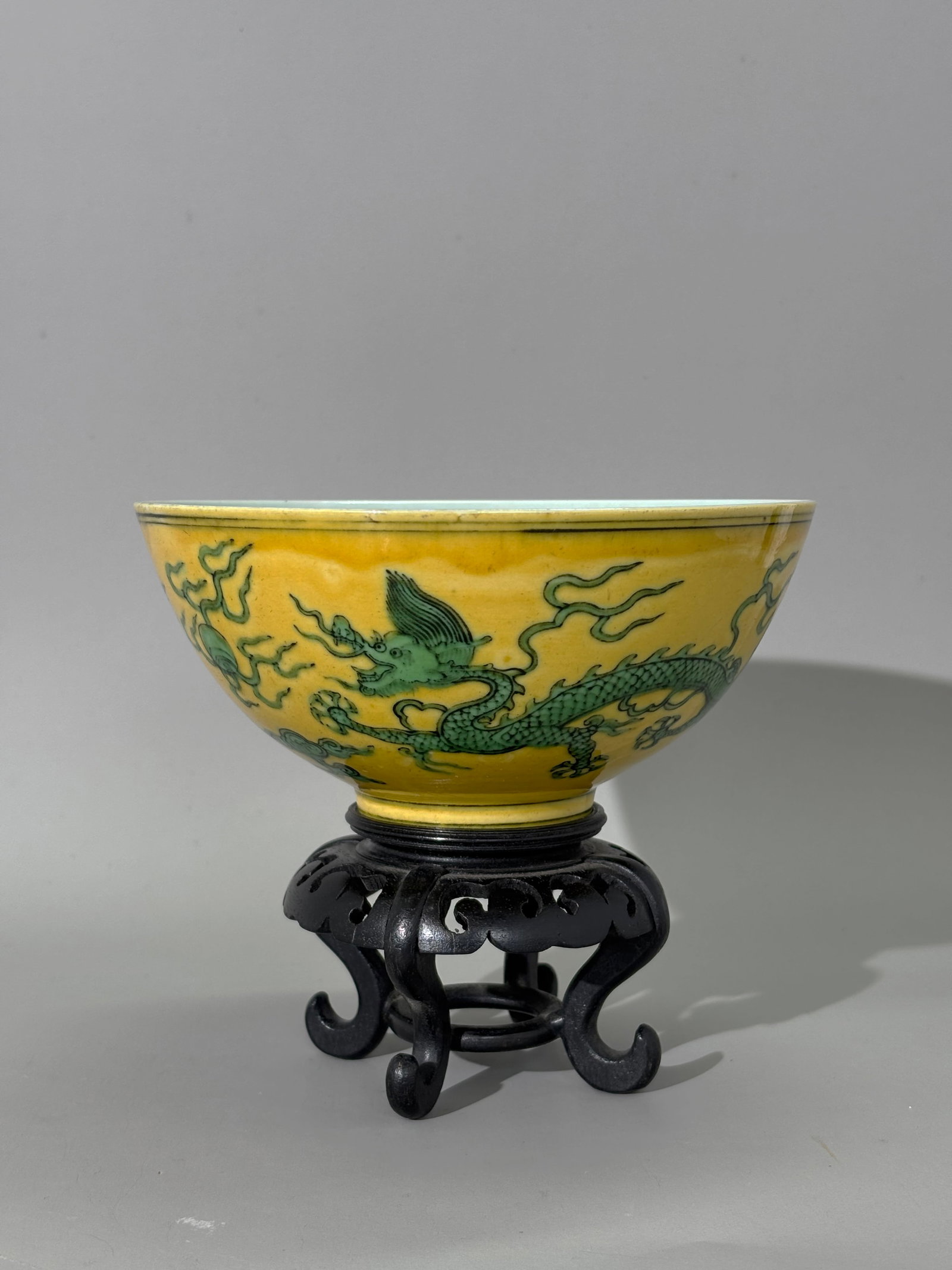 Chinese Yellow & Green Dragon Porcelain Bowl: Chinese Yellow & Green 5-claw double Dragon Porcelain Bowl with green clouds and a green Flaming Pearl; the inside in clear glaze and the recessed base in clear glaze with a 6 character Jiajing mark i