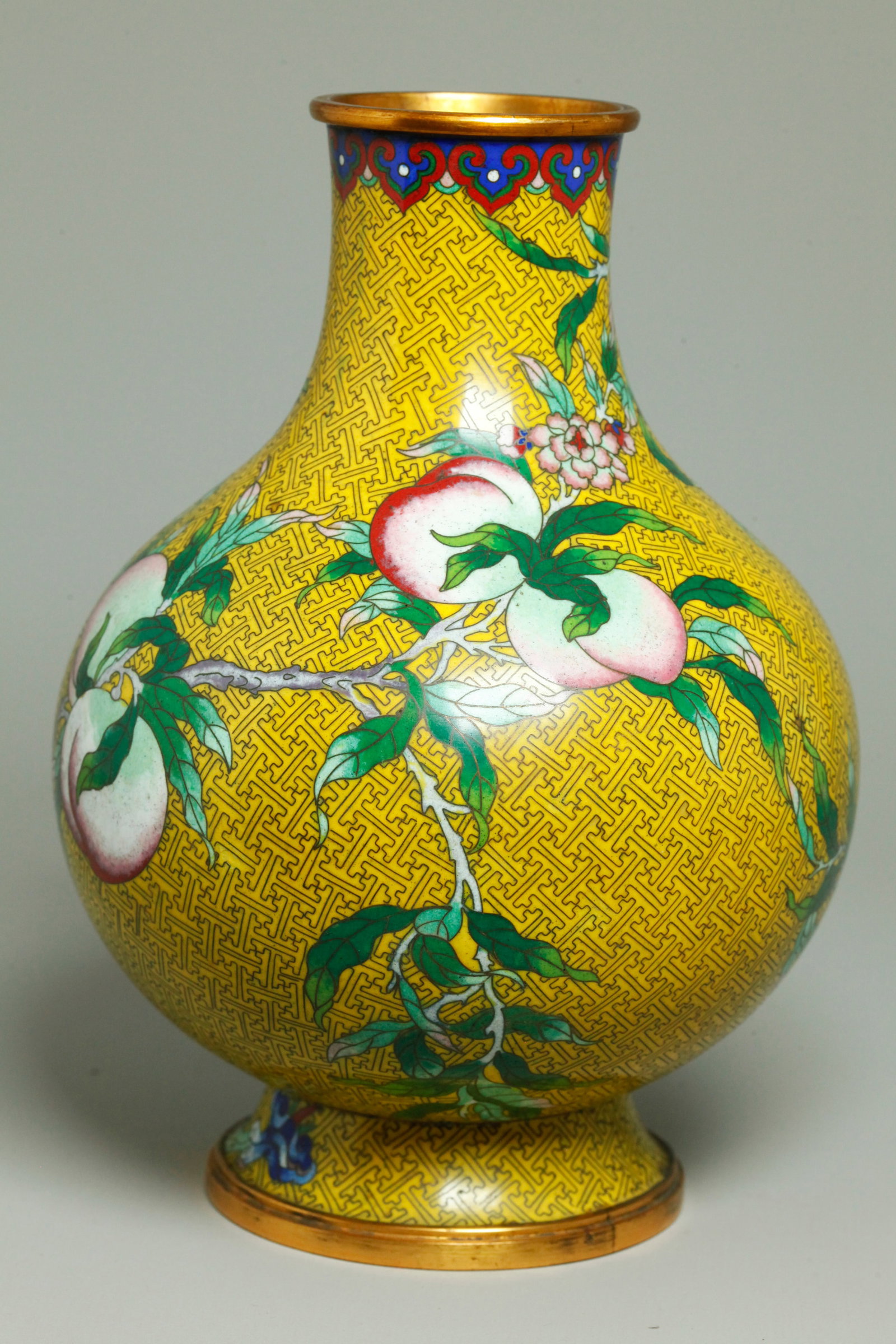 Good Chinese Cloisonne 9 Peaches Yellow Vase (1 of 5)