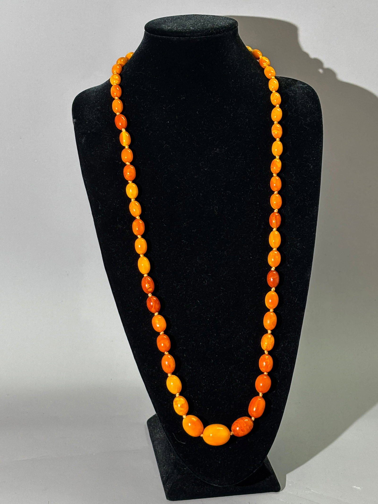 Chinese Butterscotch 55 Amber Bead Necklace 69G (1 of 8)