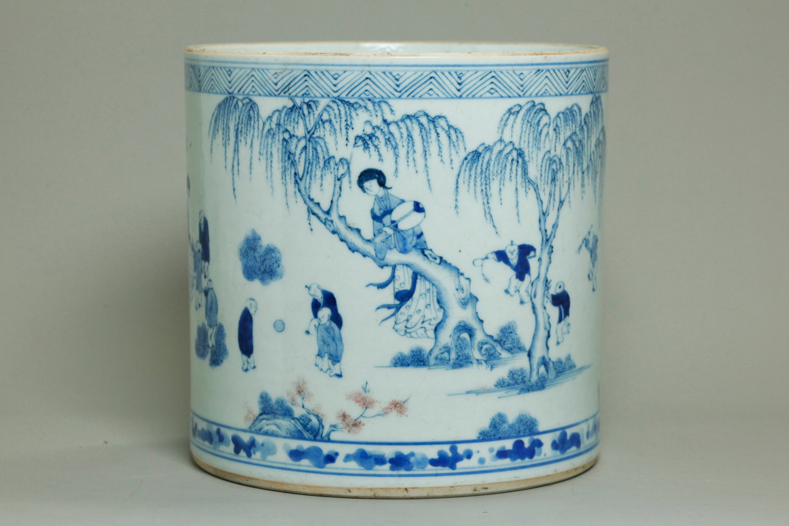 Chinese Blue & Red Porcelain Bitong Brush Pot: Chinese Blue & Red Porcelain Bitong Brush Pot with slightly waisted sides, an unglazed mouth and the base with a slight buff burn, the bottom with a channel unglazed foot ring around a recessed clear 