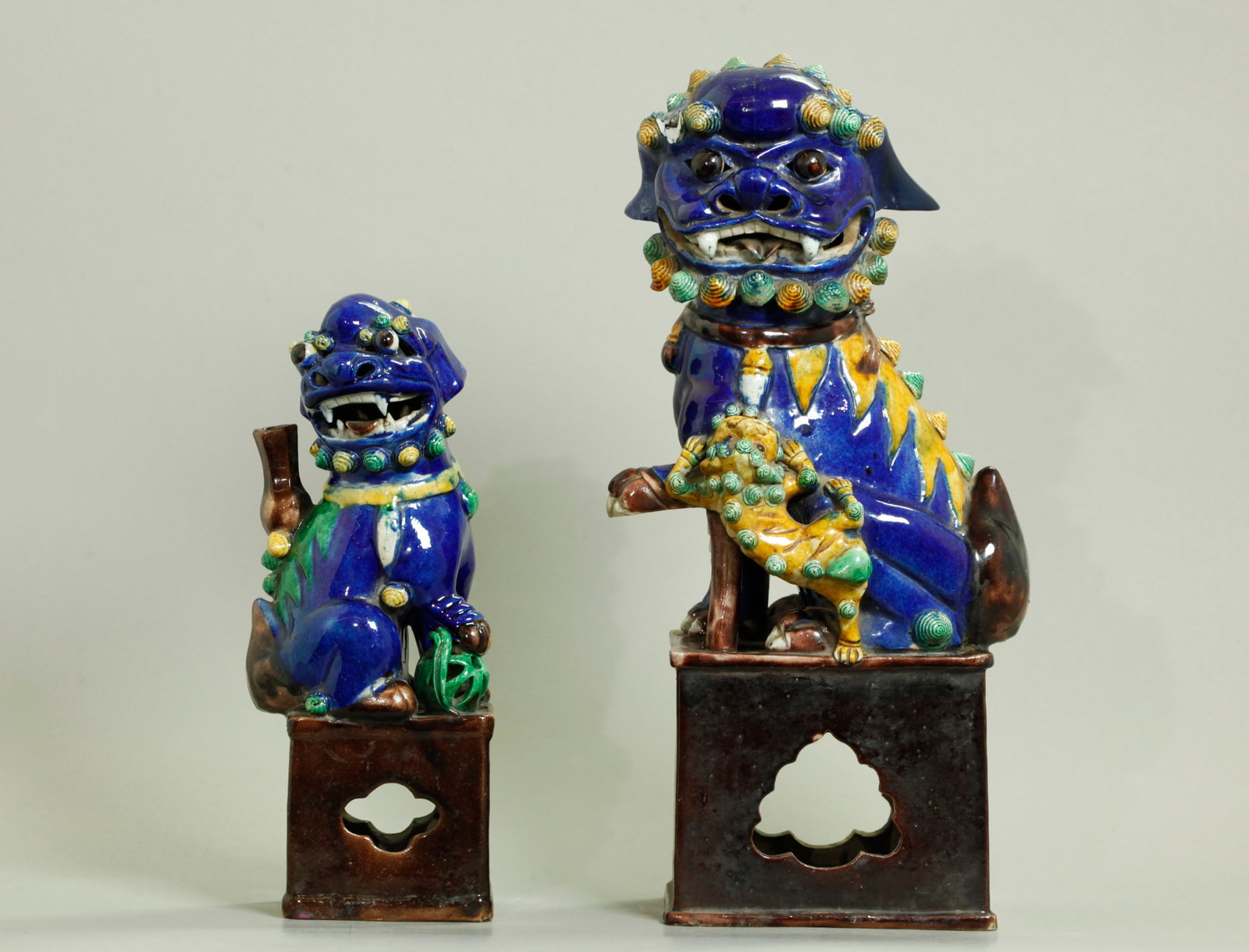 2 Chinese 19C Sancai & Blue Glazed Biscuit Fu Dogs (1 of 6)