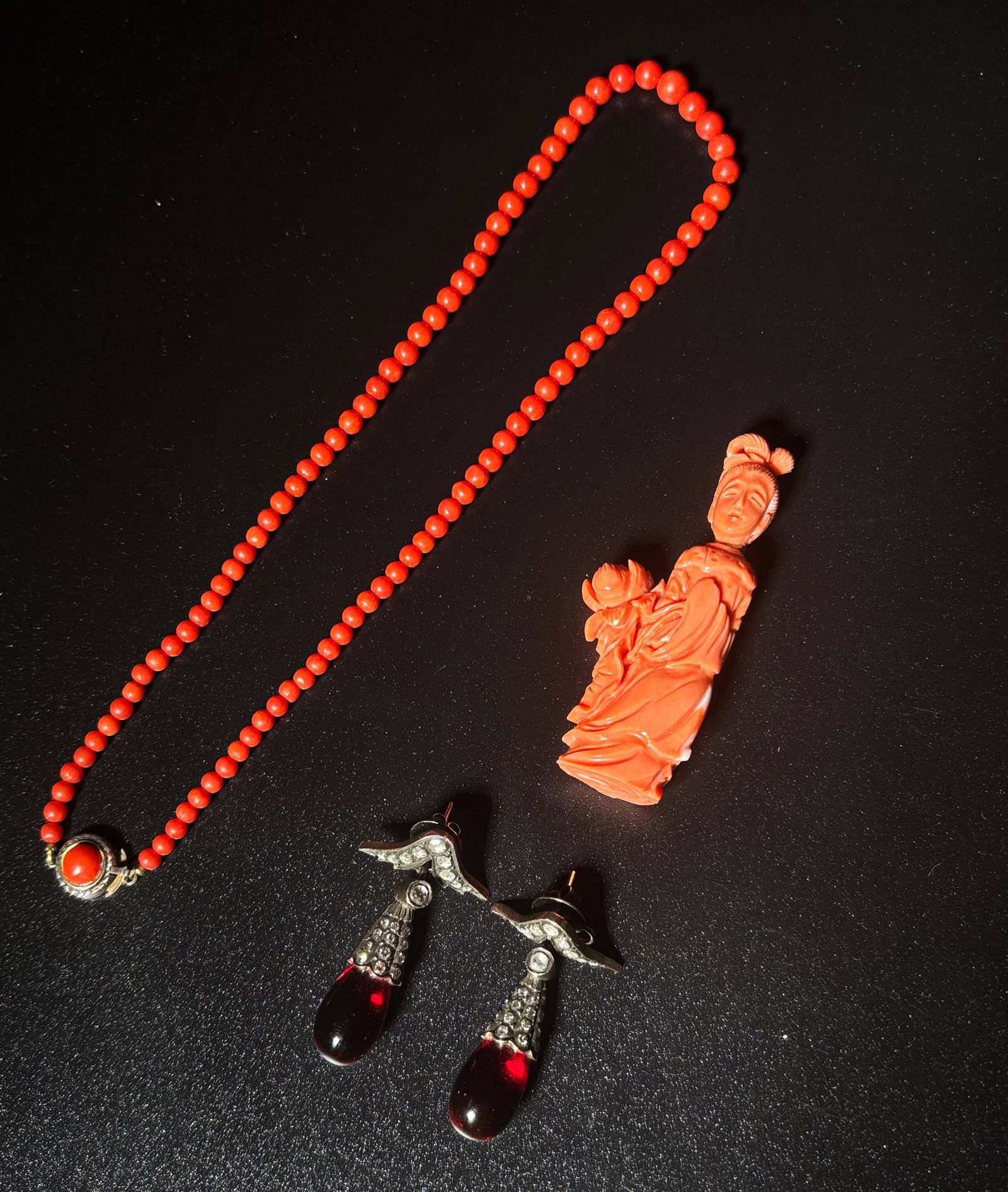 Victorian Old Mine & Red Drop Earrings; 2 Corals: Victorian Old Mine Diamond set Earrings ending in Red Drops of ruby color all set in rose gold with post backs with hanger loops to back closure tabs; together with a small necklace of Coral beads
