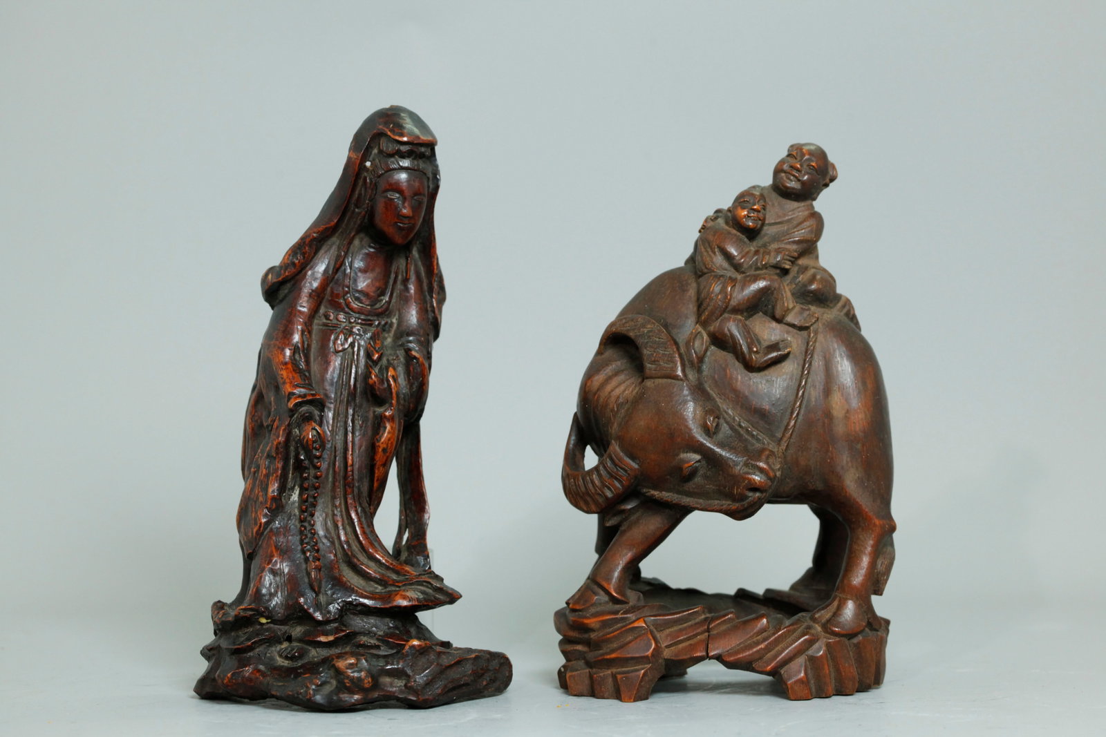 2 Chinese Root Carvings: Bamboo & Hard Wood (1 of 5)