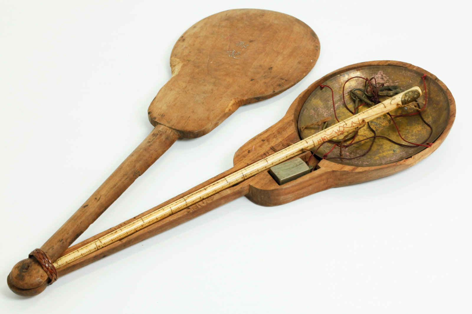 Chinese Qing Bone & Bronze Hanging Scale & Case: Chinese Qing Dynasty Bone & Bronze Travelling Hanging Scale with pan, hooks, rings and counterweight in bronze, the stem in bone incised with 3 rows of blackened drill marks for various weight calcula