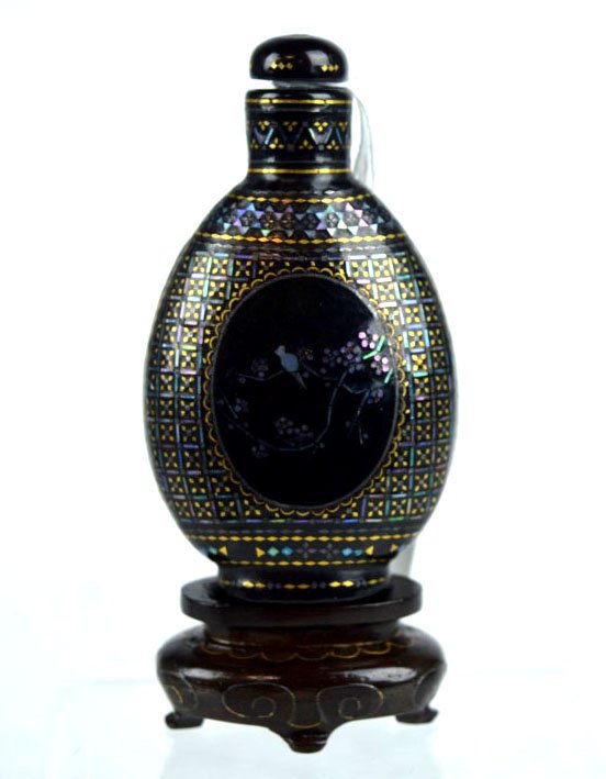 Antique Black Lacquer Snuff Bottle w Shell & Gold (1 of 8)