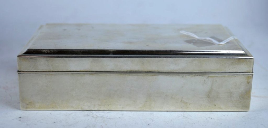 Good Japanese Sterling Silver and Hardwood Box: Good Japanese Sterling Silver and Hardwood Box, mark to base edge. Good condition, a few small dings. Width 6 inches (15 cm.).