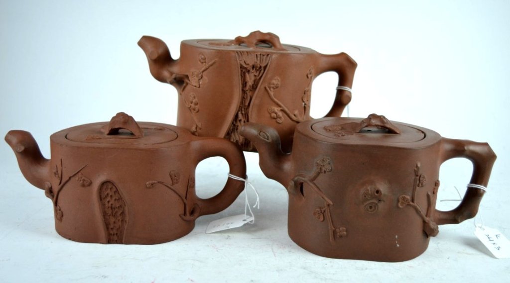 3 Log Carved Chinese Yixing Teapots (1 of 9)