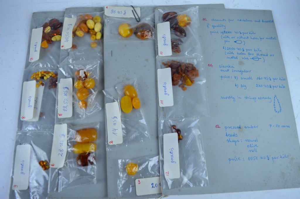 13 Bags of Assorted Amber Samples (1 of 8)