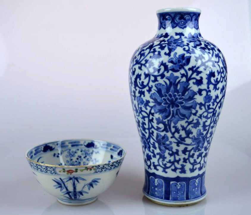 2 B & W Chinese porcelains, a Vase & a Bowl: 2 Pieces Chinese porcelain; a B & W and enameled bowl inlaid with translucent "rice" windows; and B & W vase with mark on the base. Provenance: Final inventory of Manatee Galleries, Inc., Sarasota, FL