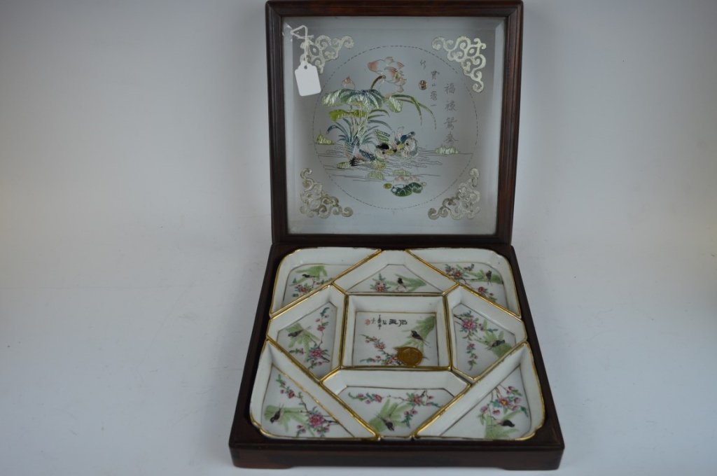 Chinese Cultural Revolution Porcelain Dish Set Box (1 of 9)