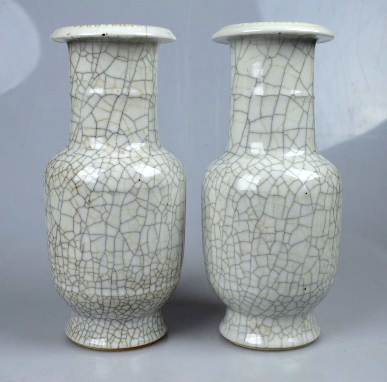 Pr. Chinese Guanyao Crackle Porcelain Vases (1 of 9)