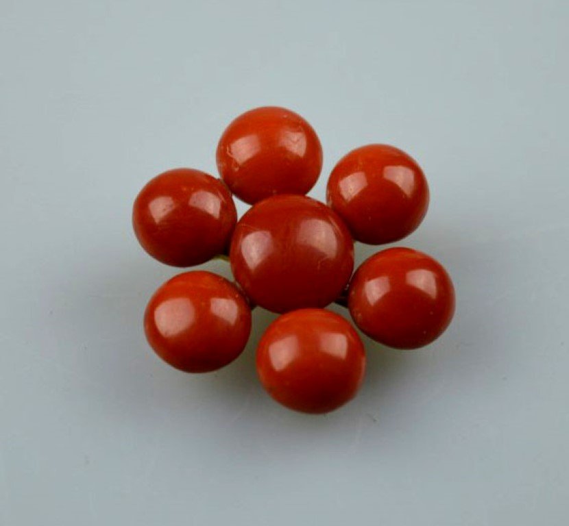 7 Coral Stone & Gold Antique Pin (1 of 7)