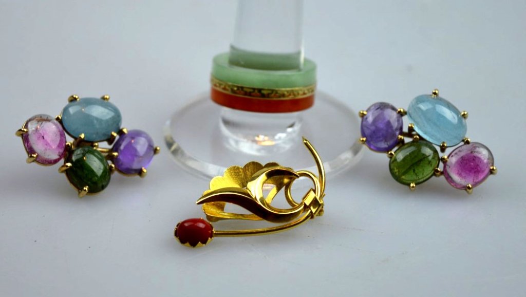 4 Pieces Chinese Taste Jewelry (1 of 8)