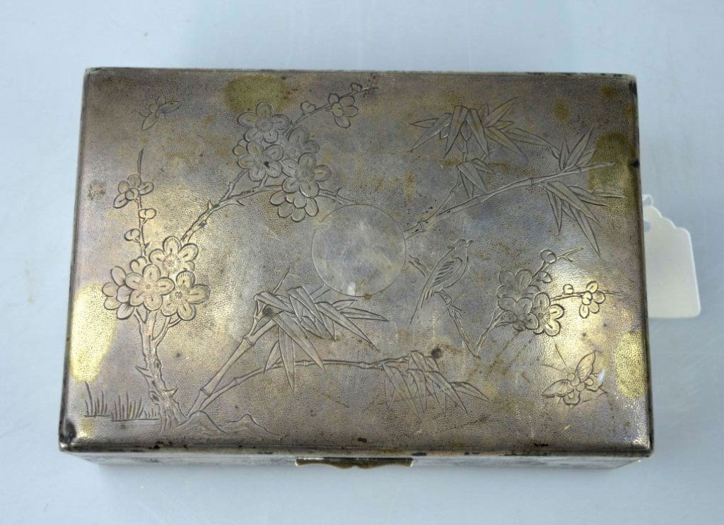 Old Chinese Silver Incised & Hinged Box (1 of 10)