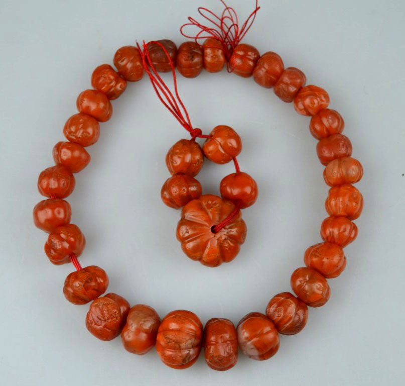 34 Antique Chinese Fluted Carnelian Large Beads (1 of 8)