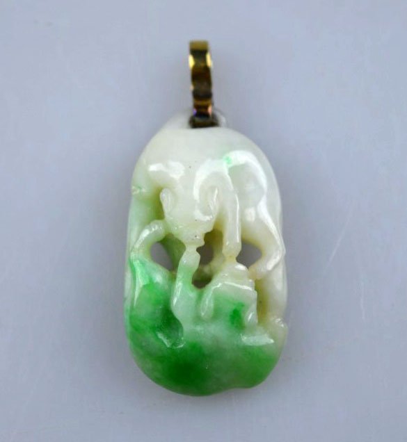 Antique Chinese Carved Natural Jadeite Pendant 14K (1 of 6)