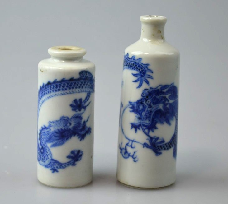 2 Chinese Porcelain 5-Claw Dragon Snuff Bottles (1 of 8)