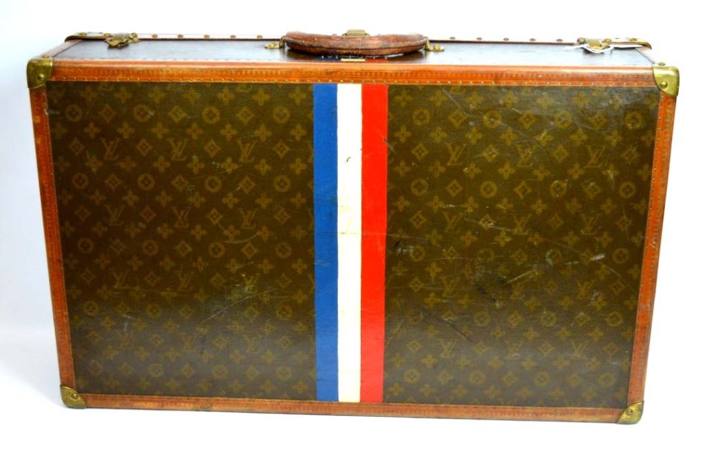 Hard Stenciled Louis Vuitton Hand Luggage (1 of 8)