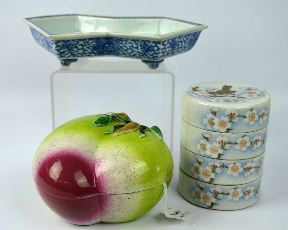 Chinese Porcelain Peach Box, Stacked Box & Planter (1 of 8)