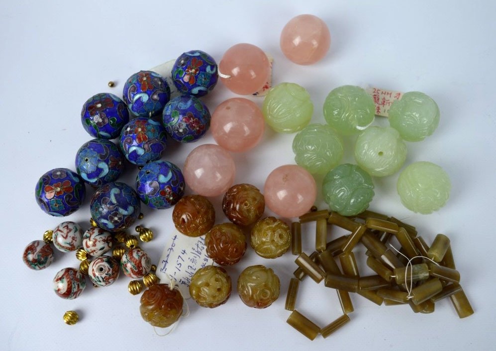 Large Group of Chinese Carved & Uncarved Beads (1 of 6)