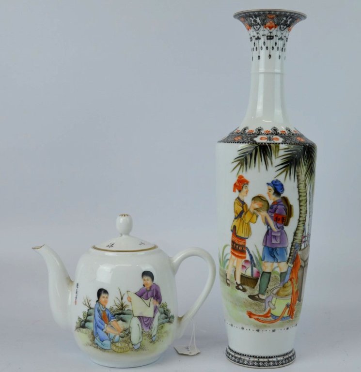 2 Chinese Cultural Revolution Porcelains (1 of 9)